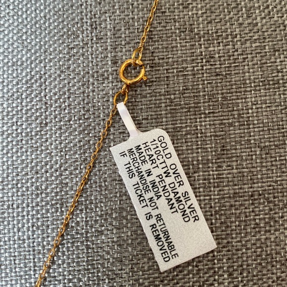 Genuine diamond heart necklace in 925 with gold plating. C1 925. 18 inch chain - Picture 2 of 6